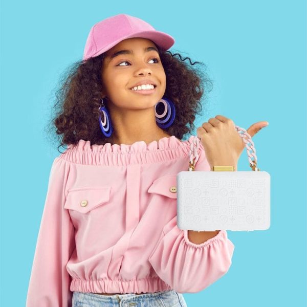 fao-schwarz-fashion-activity-and-roleplay-glitz-glam-portable-vanity-makeup-case-32345970770007_720x-4 fao-schwarz-fashion-activity-and-roleplay-glitz-glam-portable-vanity-makeup-case-32345970770007_720x-4