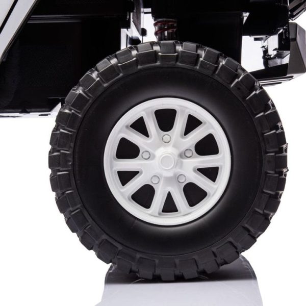 freddo-outdoor-24v-freddo-raider-2-seater-ride-on-white-31137767456855_720x-2