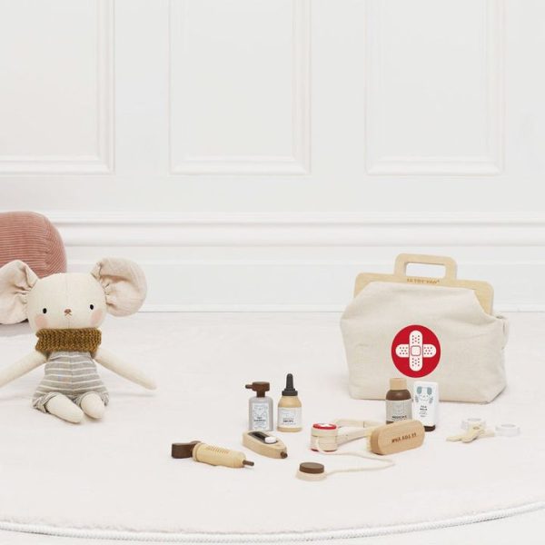 le-toy-van-preschool-10-piece-animal-vet-pretend-play-set-1153095530_720x-3 le-toy-van-preschool-10-piece-animal-vet-pretend-play-set-1153095530_720x-3