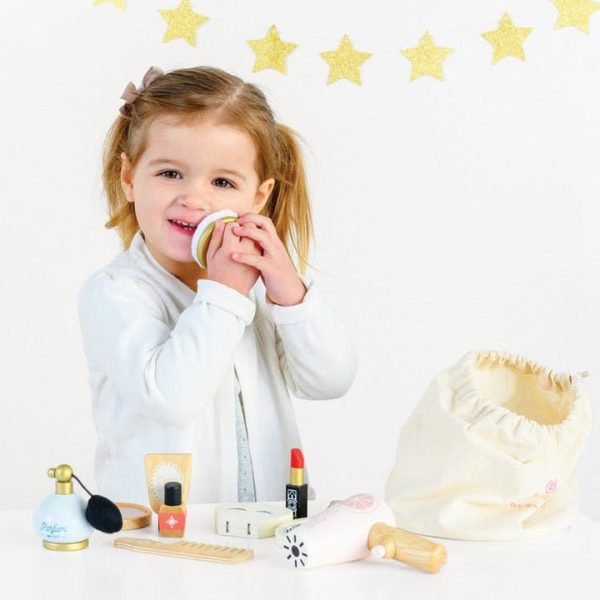 le-toy-van-preschool-star-beauty-bag-29730839822423_720x-3 le-toy-van-preschool-star-beauty-bag-29730839822423_720x-3