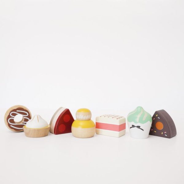 le-toy-van-preschool-three-tier-patisserie-cake-stand-32562576097367_720x-3 le-toy-van-preschool-three-tier-patisserie-cake-stand-32562576097367_720x-3