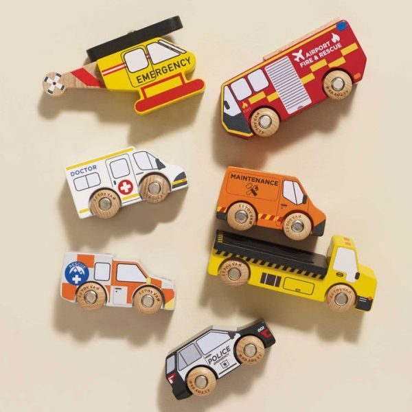 le-toy-van-preschool-wooden-set-of-7-emergency-vehicles-32563049791575_720x-7 le-toy-van-preschool-wooden-set-of-7-emergency-vehicles-32563049791575_720x-7