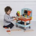 le-toy-van-preschool-wooden-tool-bench-with-20-accessories-31480132370519_720x-1