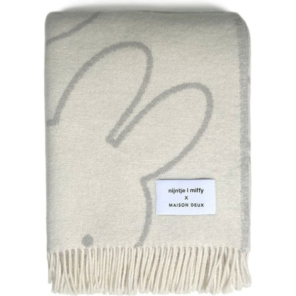 maison-deux-room-decor-miffy-blanket-cloud-white-grey-31899819737175_720x-1 maison-deux-room-decor-miffy-blanket-cloud-white-grey-31899819737175_720x-1