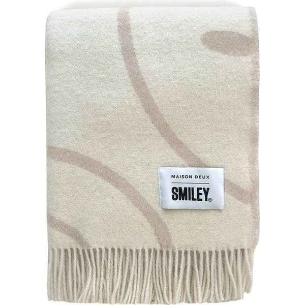 maison-deux-room-decor-smiley-blanket-white-grey-31899819671639_720x maison-deux-room-decor-smiley-blanket-white-grey-31899819671639_720x