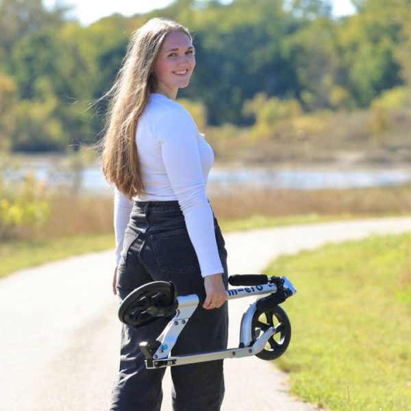 micro-kickboard-outdoor-micro-classic-scooter-matte-silver-32481357004887_720x micro-kickboard-outdoor-micro-classic-scooter-matte-silver-32481357004887_720x