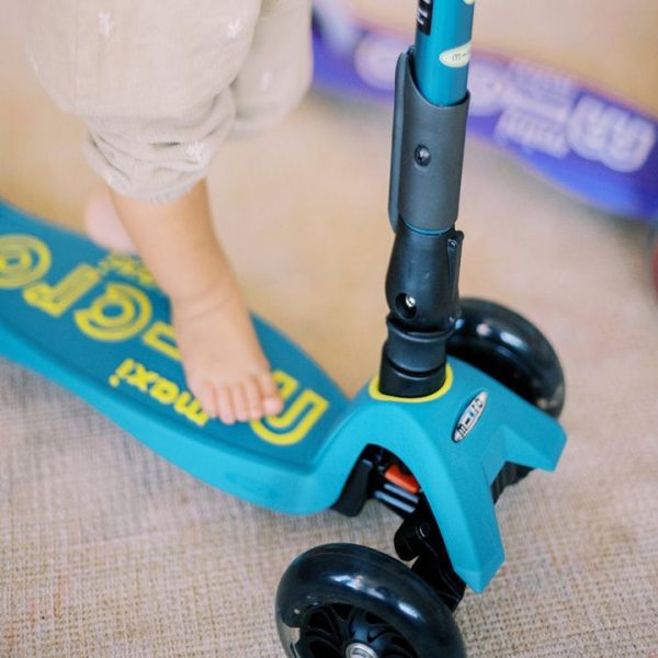 micro-kickboard-outdoor-micro-maxi-foldable-led-scooter-petrol-green-32480899596375_720x-1 micro-kickboard-outdoor-micro-maxi-foldable-led-scooter-petrol-green-32480899596375_720x-1