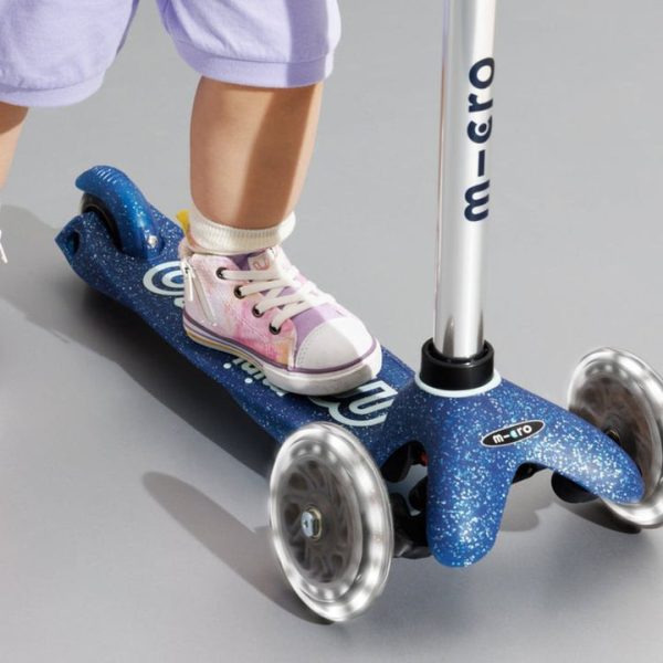 micro-kickboard-outdoor-micro-mini-glitter-led-scooter-navy-32480894517335_720x-1 micro-kickboard-outdoor-micro-mini-glitter-led-scooter-navy-32480894517335_720x-1