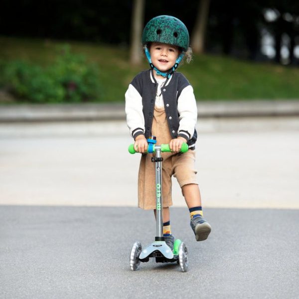 micro-kickboard-outdoor-micro-mini-led-scooter-neon-green-32480886718551_720x-1 micro-kickboard-outdoor-micro-mini-led-scooter-neon-green-32480886718551_720x-1