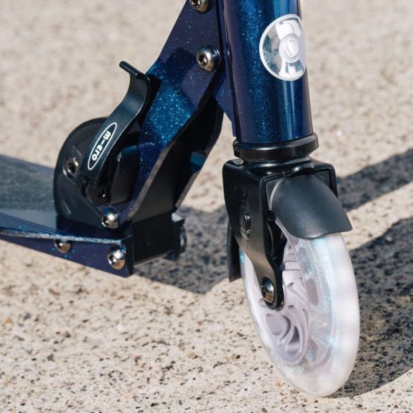 micro-kickboard-outdoor-micro-sprite-led-pearl-scooter-pearl-blue-purple-32481350189143_720x-4