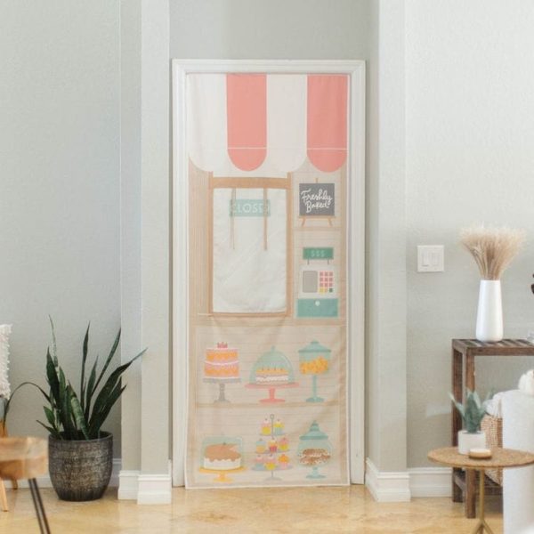 swingly-preschool-farmer-s-market-bakery-doorway-storefront-32302808629335_720x swingly-preschool-farmer-s-market-bakery-doorway-storefront-32302808629335_720x