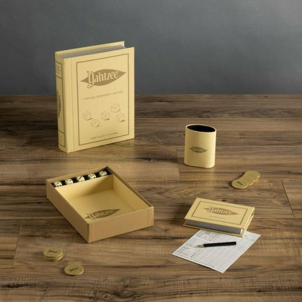 ws-game-company-games-yahtzee-vintage-bookshelf-edition-28874162536535_720x-5
